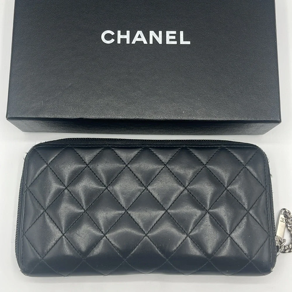 Chanel Cambon Qulted Zip Around Wallet - Picture 3 of 16